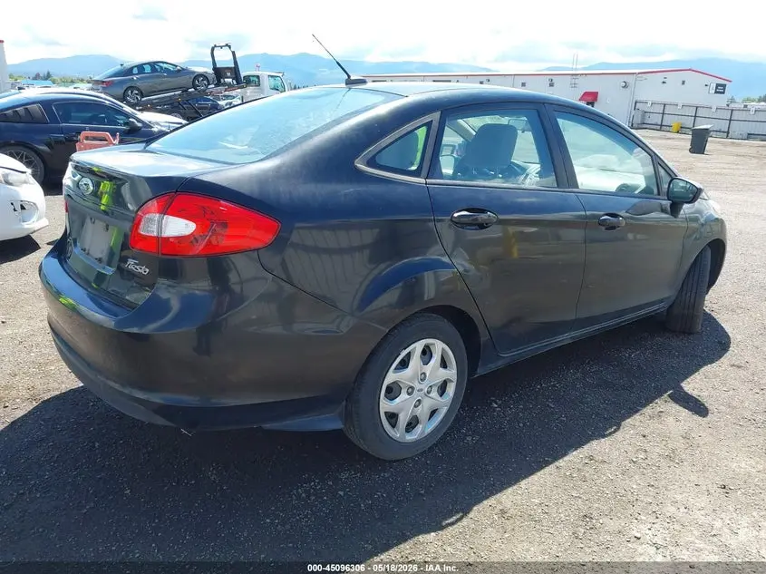 2013 FORD FIESTA S