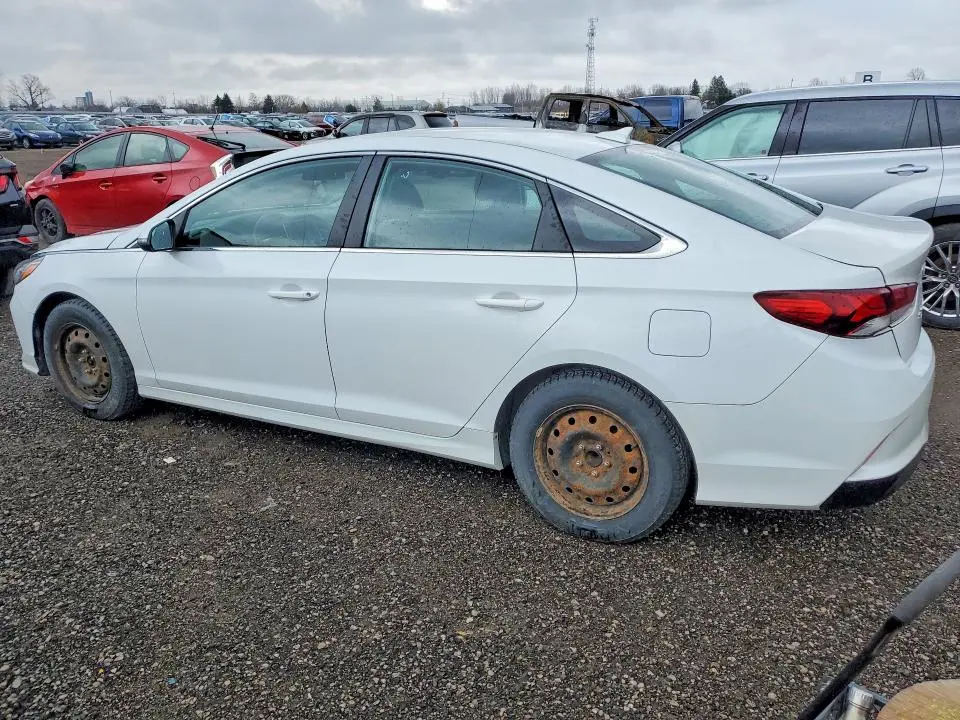 2018 HYUNDAI SONATA SE  