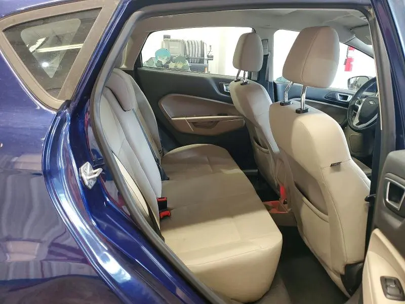 2016 FORD FIESTA SE  