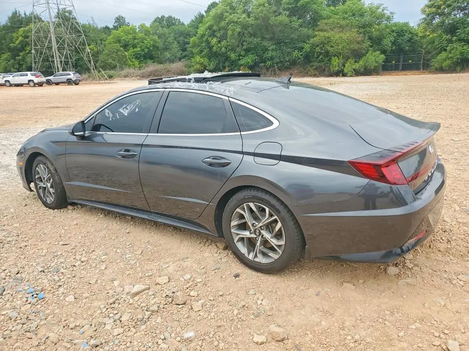 2022 HYUNDAI SONATA SEL  