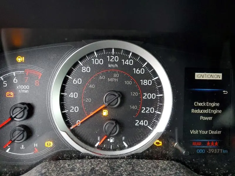 2021 TOYOTA COROLLA SE  