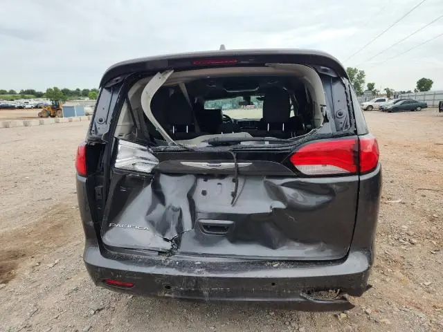 2019 CHRYSLER PACIFICA LX  