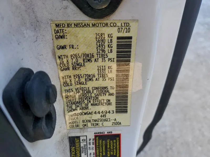 2010 NISSAN FRONTIER KING CAB SE  