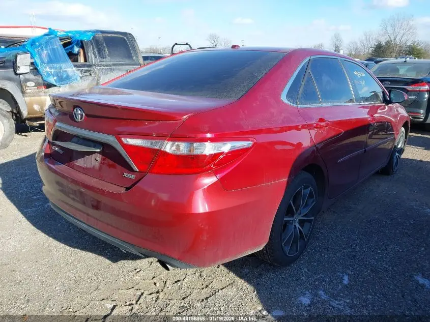 2016 TOYOTA CAMRY XSE