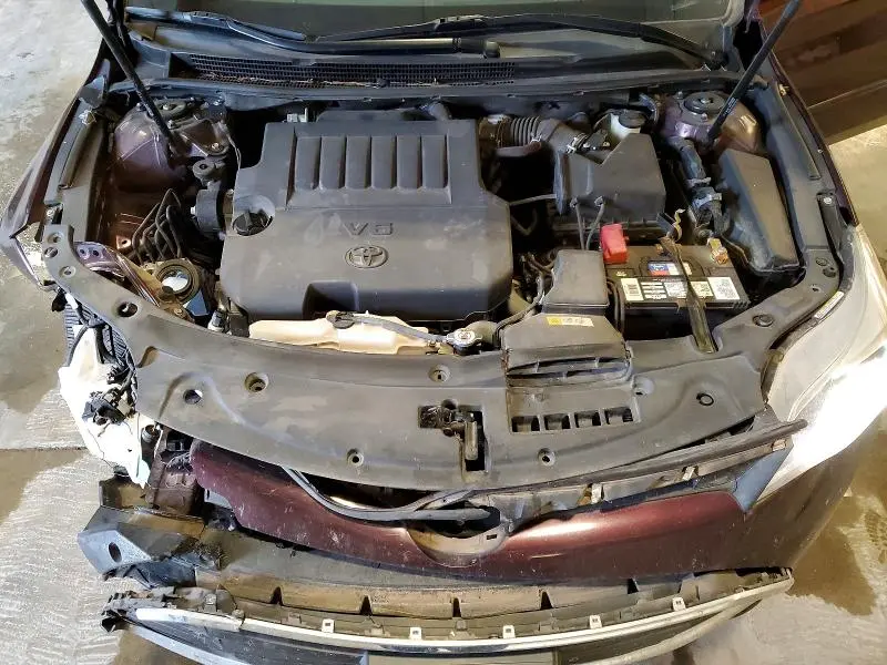 2016 TOYOTA AVALON LIMITED  