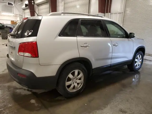 2011 KIA SORENTO BASE  