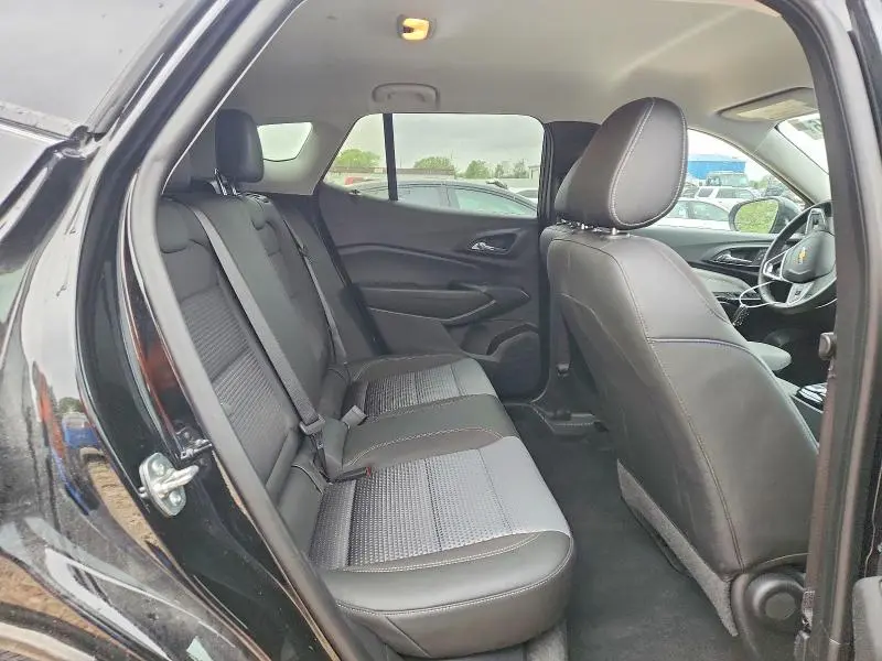 2025 CHEVROLET TRAX 1LT  