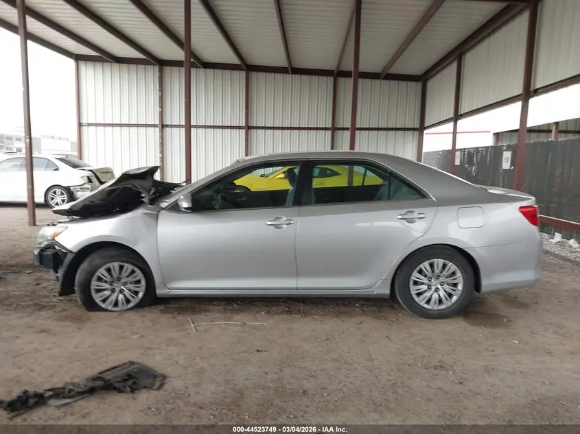 2014 TOYOTA CAMRY LE