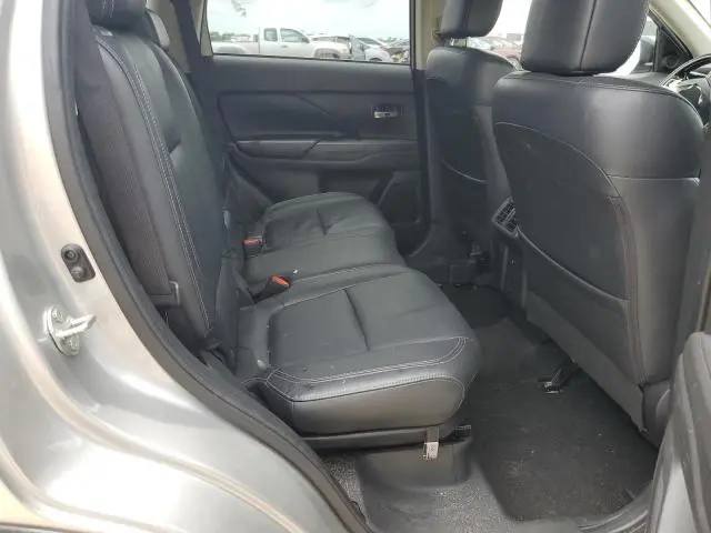 2019 MITSUBISHI OUTLANDER SE  
