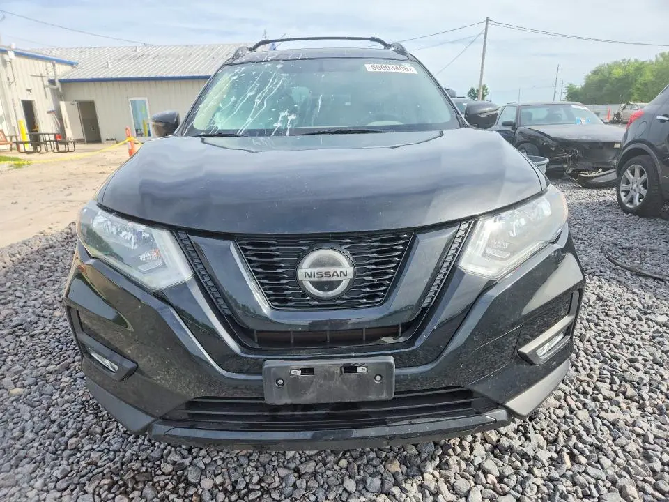 2018 NISSAN ROGUE SV  