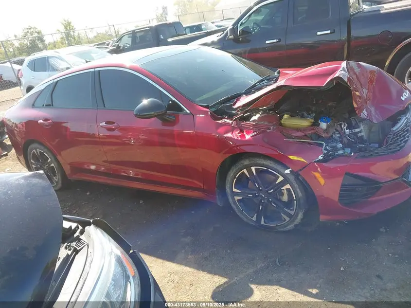 2024 KIA K5 GT-LINE