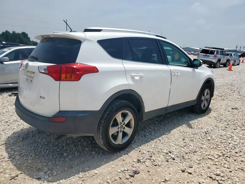 2015 TOYOTA RAV4 XLE  
