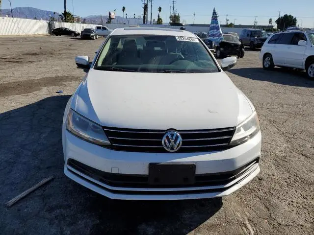 2016 VOLKSWAGEN JETTA SE  
