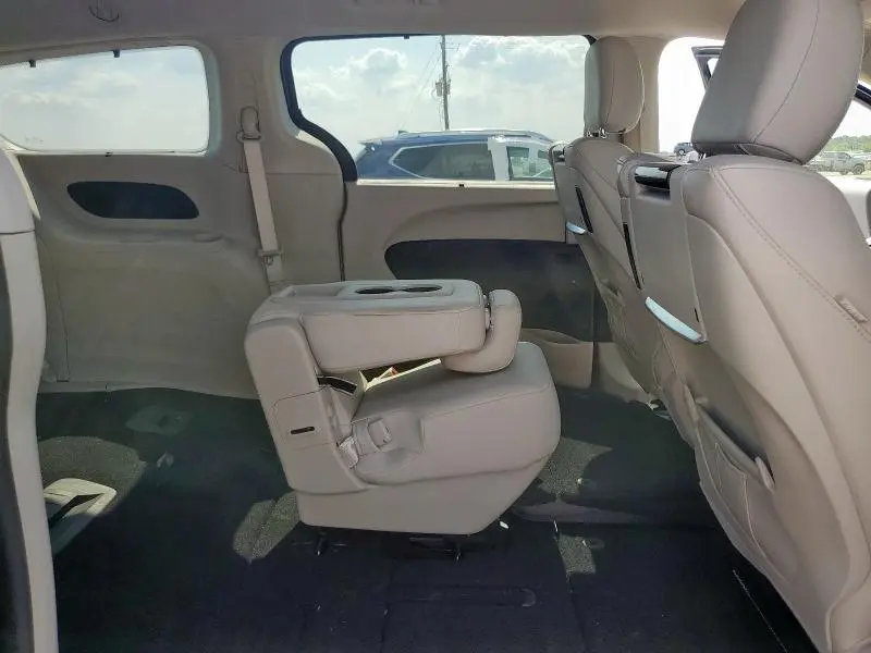 2019 CHRYSLER PACIFICA TOURING L PLUS  