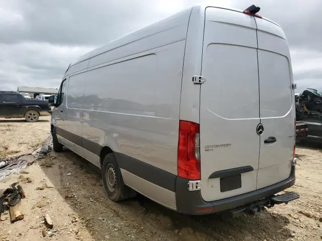 2022 MERCEDES-BENZ SPRINTER 2500  