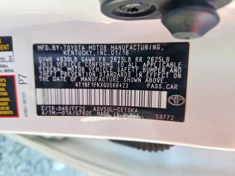 2016 TOYOTA CAMRY SE  
