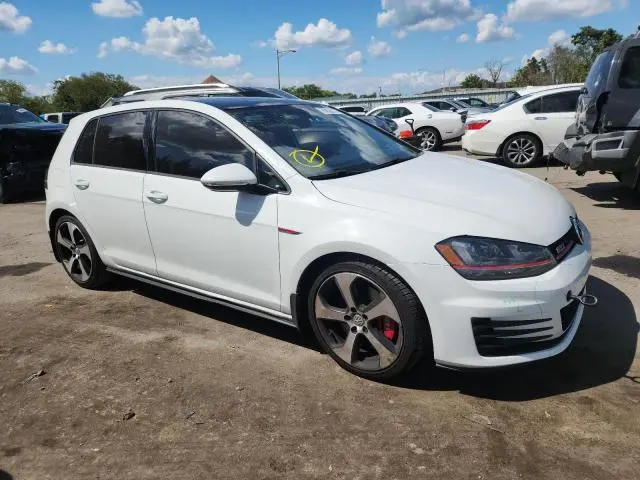 2017 VOLKSWAGEN GTI SPORT  