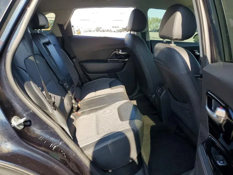 2021 KIA NIRO EX  