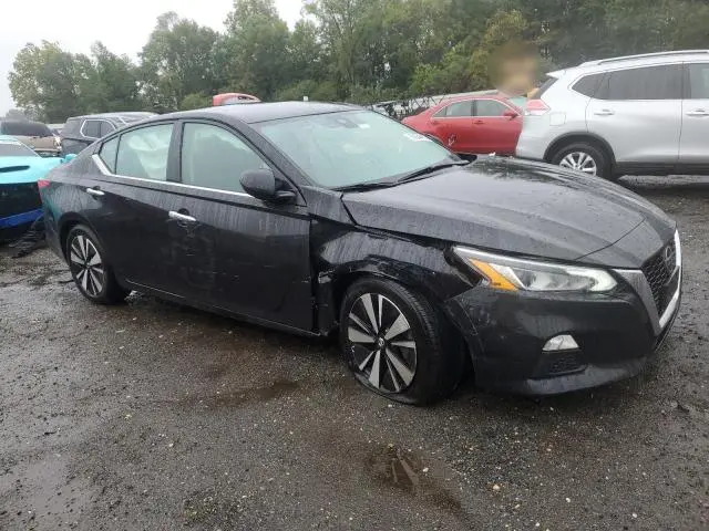 2021 NISSAN ALTIMA SV