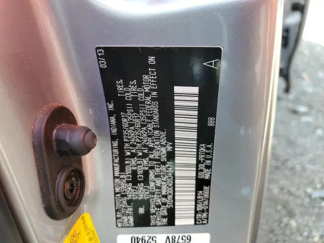 2013 TOYOTA SIENNA XLE  