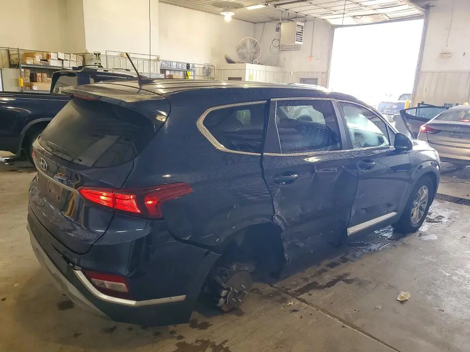 2019 HYUNDAI SANTA FE SE  