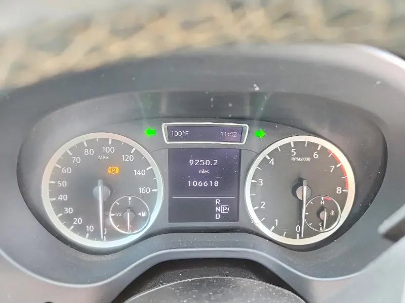 2018 INFINITI QX30 PURE  