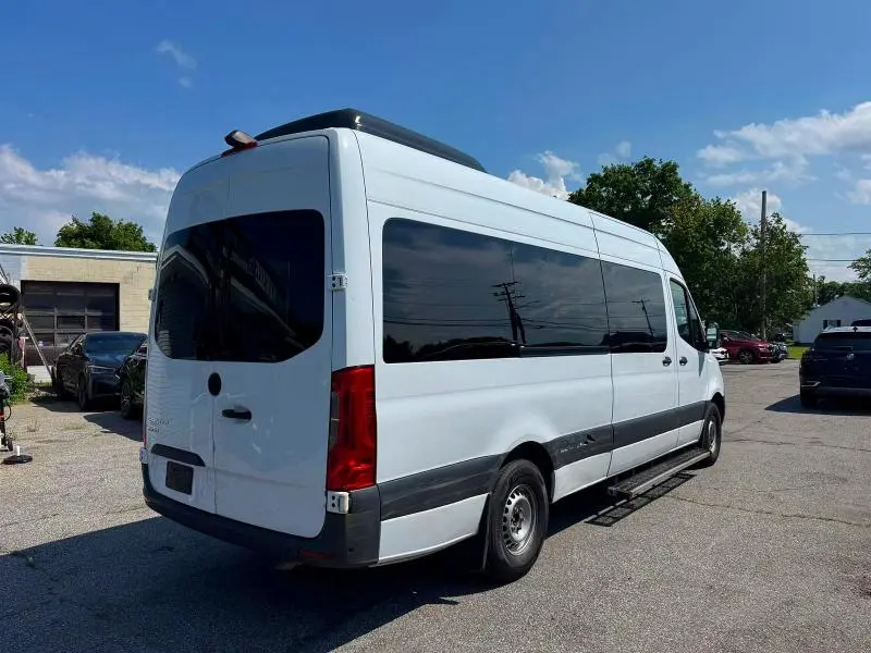 2024 MERCEDES-BENZ SPRINTER 2500  