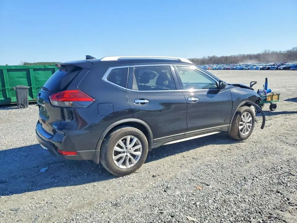 2017 NISSAN ROGUE SV  