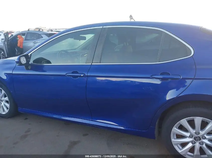 2018 TOYOTA CAMRY LE