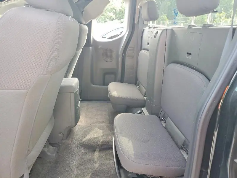 2016 NISSAN FRONTIER S  