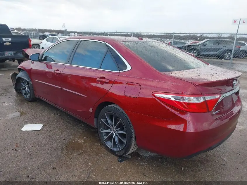 2015 TOYOTA CAMRY XSE