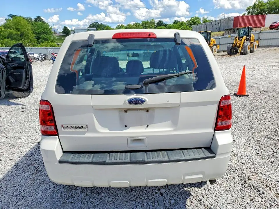 2012 FORD ESCAPE XLS  