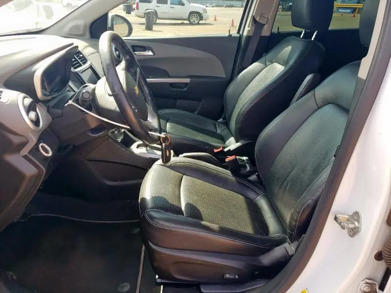 2020 CHEVROLET SONIC PREMIER  