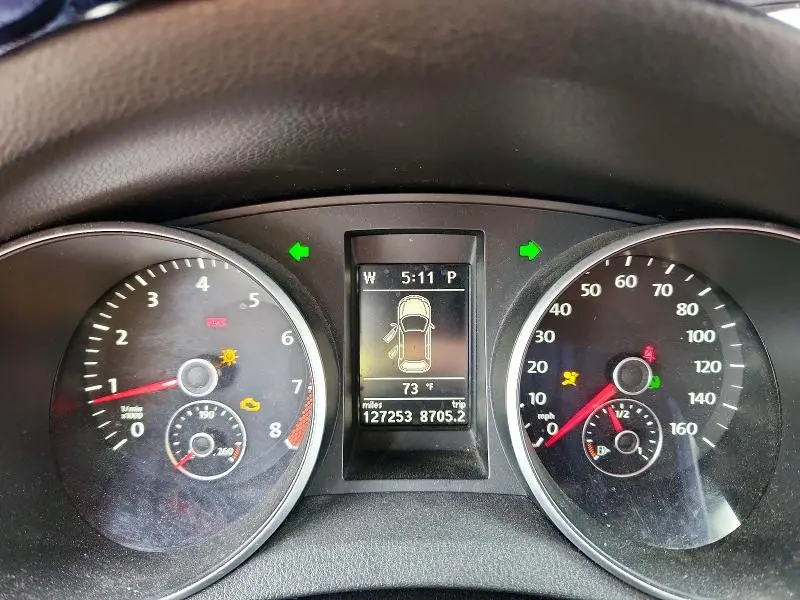 2012 VOLKSWAGEN GOLF   