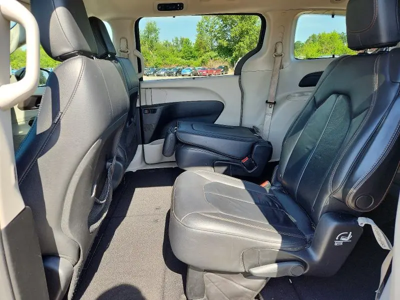 2017 CHRYSLER PACIFICA TOURING L  