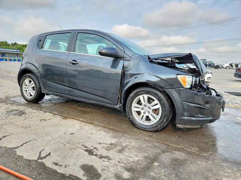 2014 CHEVROLET SONIC LT  