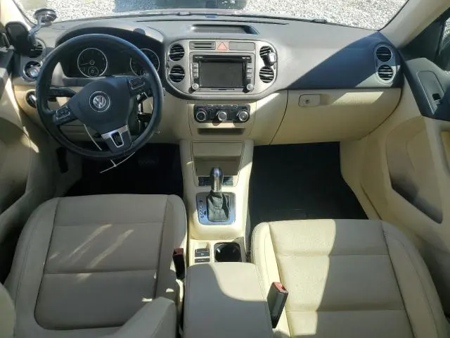 2011 VOLKSWAGEN TIGUAN S  