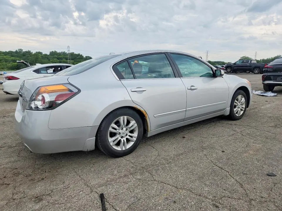 2011 NISSAN ALTIMA BASE/S  