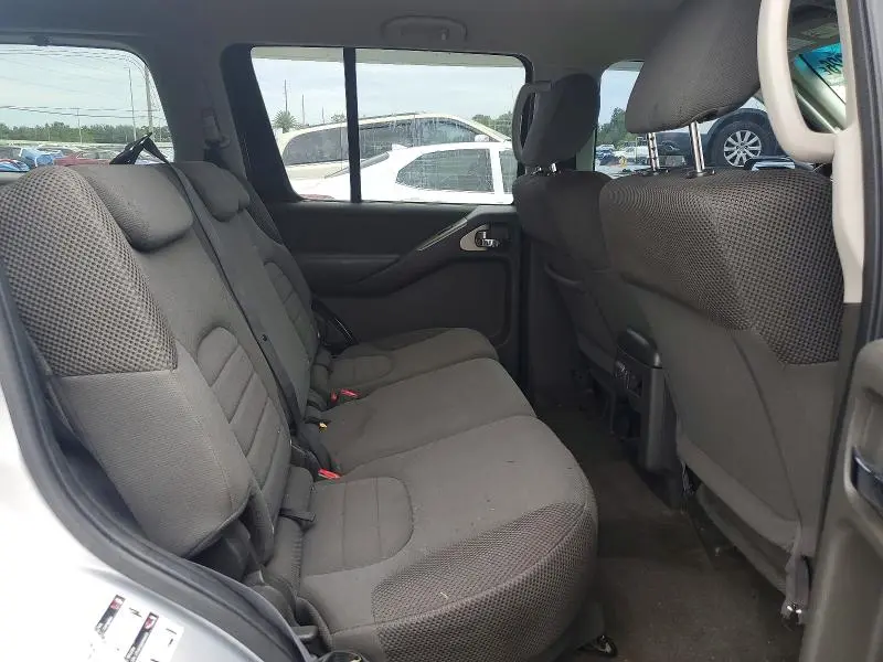 2010 NISSAN PATHFINDER S FE+  