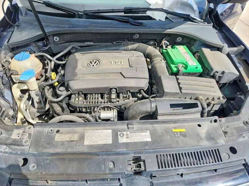 2015 VOLKSWAGEN PASSAT S  