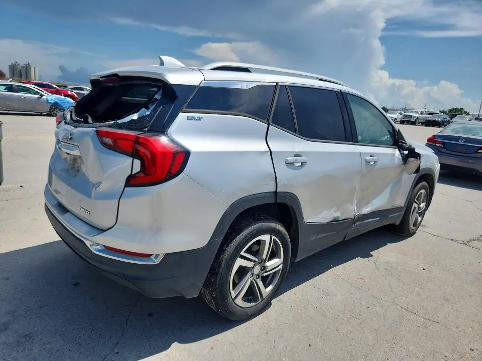 2020 GMC TERRAIN SLT  