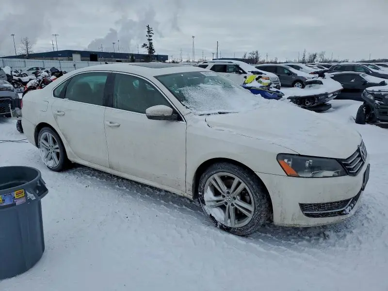 2014 VOLKSWAGEN PASSAT SE  