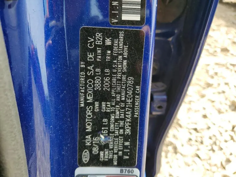 2017 KIA FORTE LX  