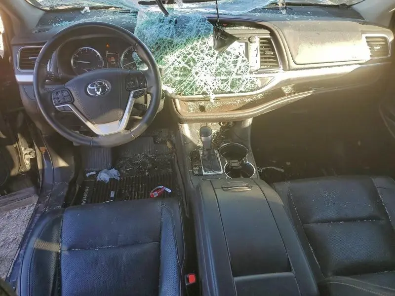 2019 TOYOTA HIGHLANDER LIMITED  