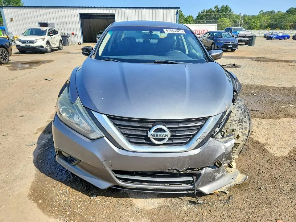 2017 NISSAN ALTIMA 2.5 SR  