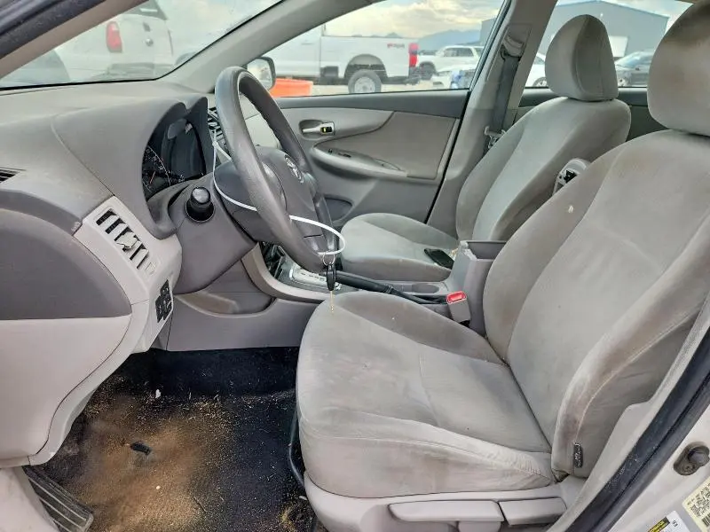 2010 TOYOTA COROLLA LE  
