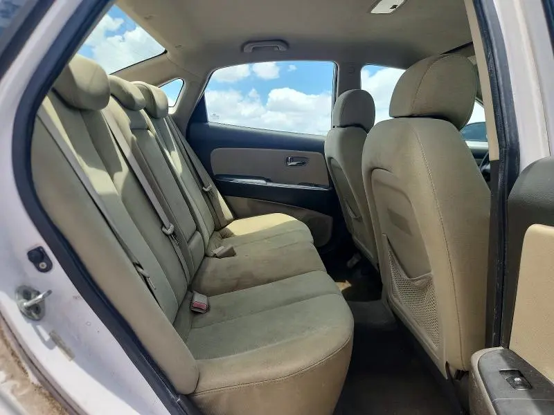 2010 HYUNDAI ELANTRA GLS  
