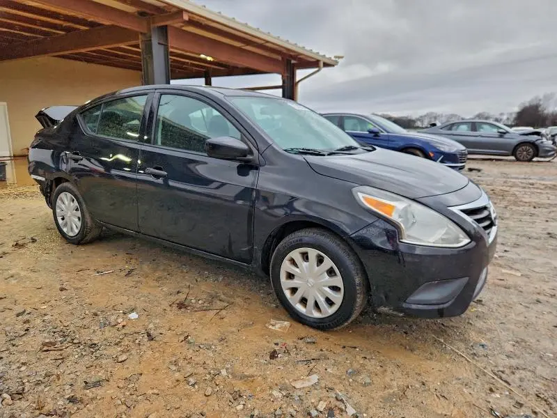 2017 NISSAN VERSA S  