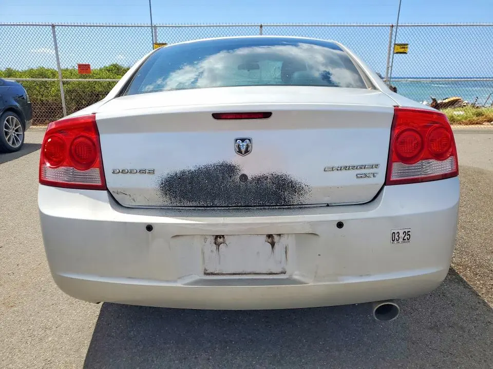 2010 DODGE CHARGER SXT  