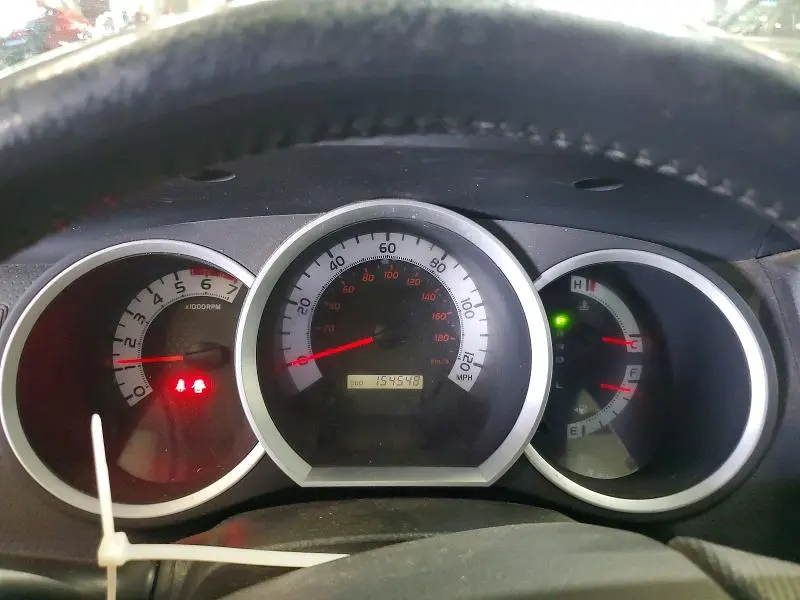 2014 TOYOTA TACOMA V6  